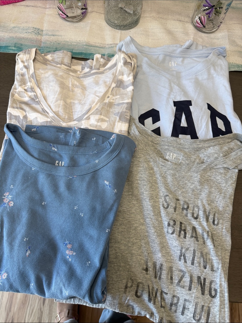 GAP Tee BUNDLE! 4 t shirts!